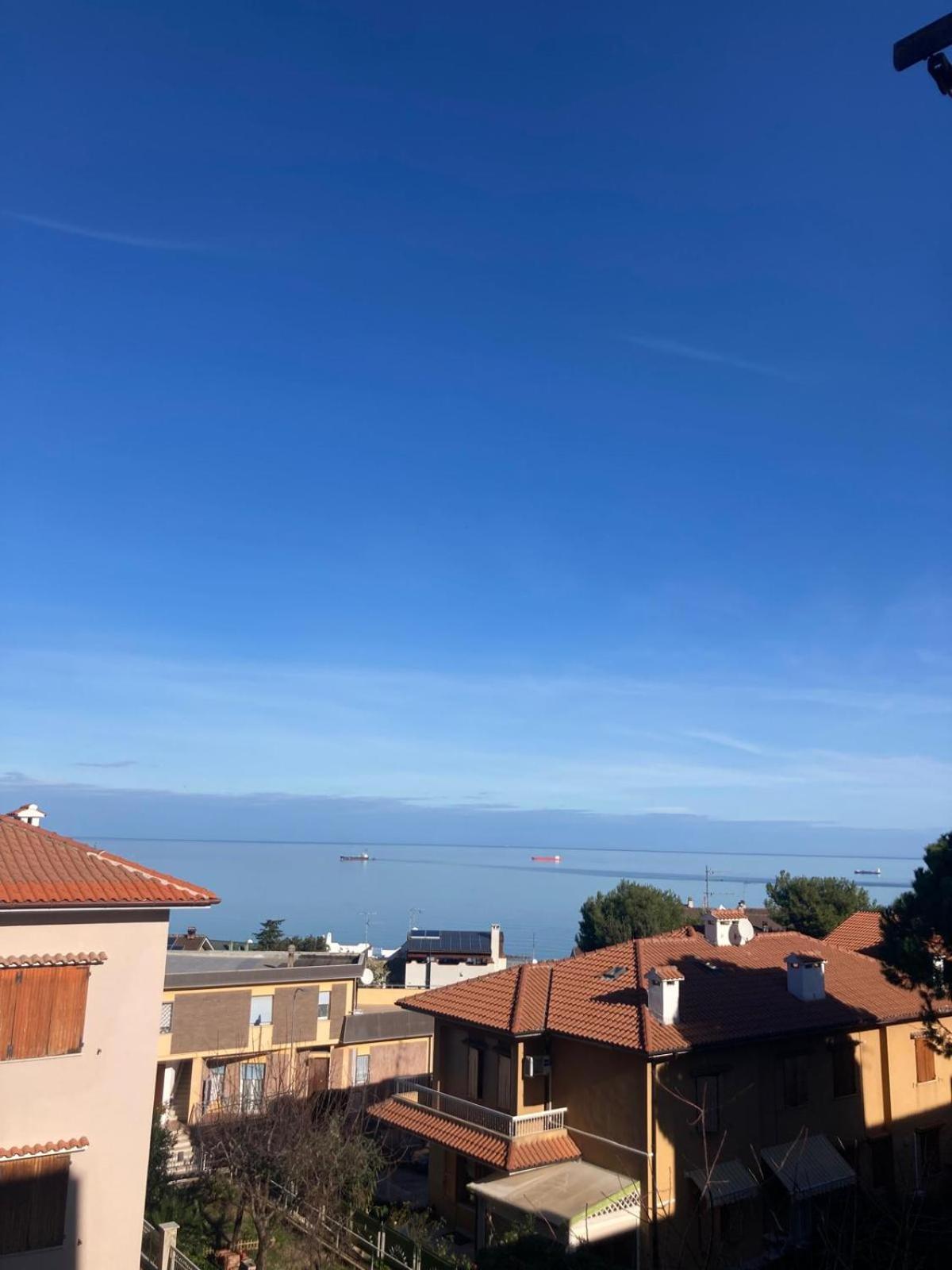 Monolocali Da Vinci Ξενοδοχείο Falconara Marittima Εξωτερικό φωτογραφία